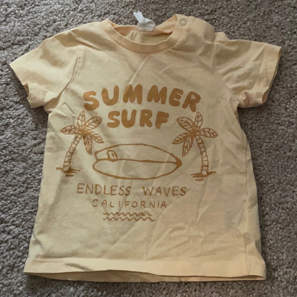 H&M Bright Boy Short Sleeve shirt